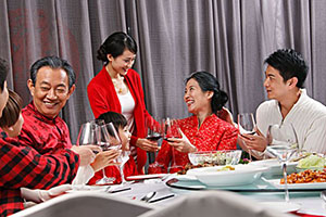 古代的節日飲酒習俗——瀘州白酒